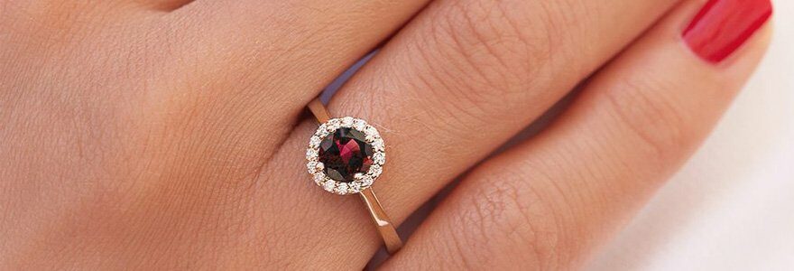 Bague grenat